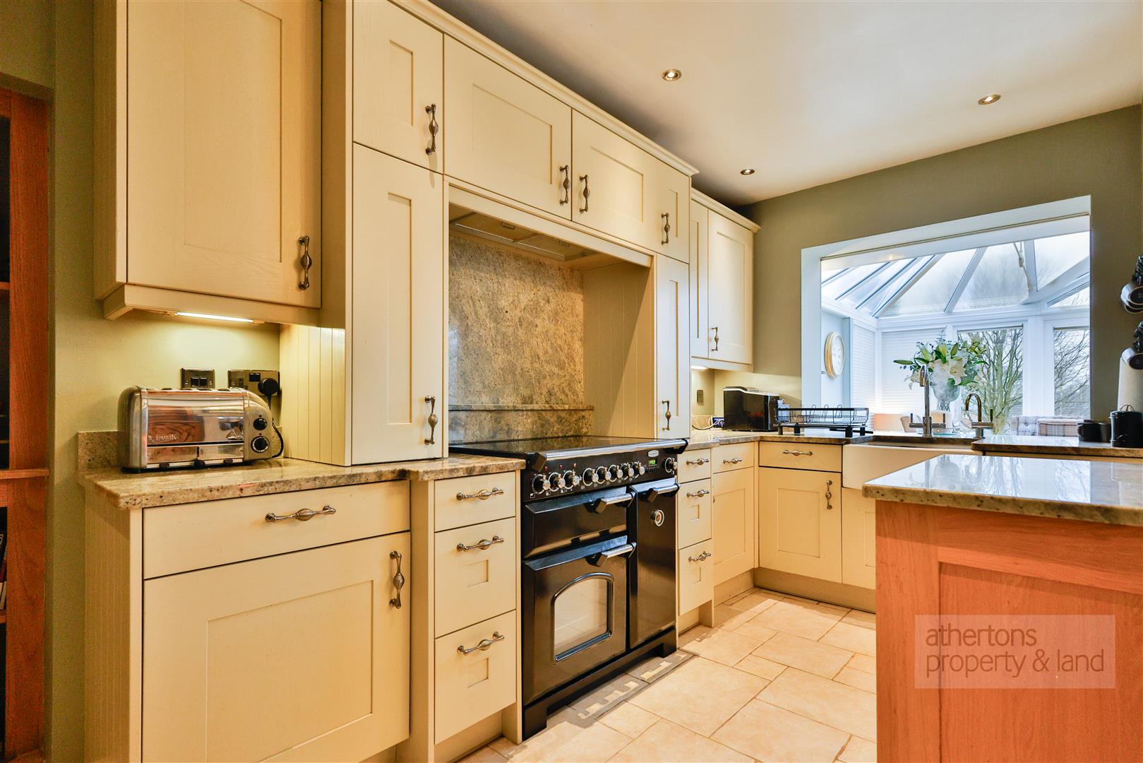Property in Mitton Road, Whalley, Clitheroe, BB7 9RX