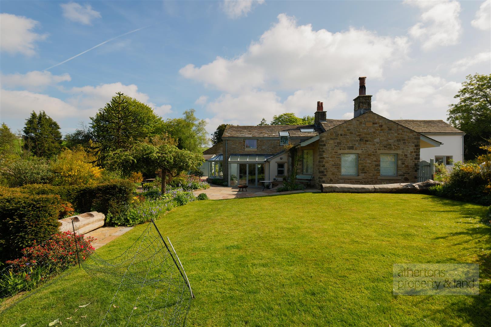 Property in Saccary Lane, Mellor, Blackburn, Lancashire, BB1 9DL