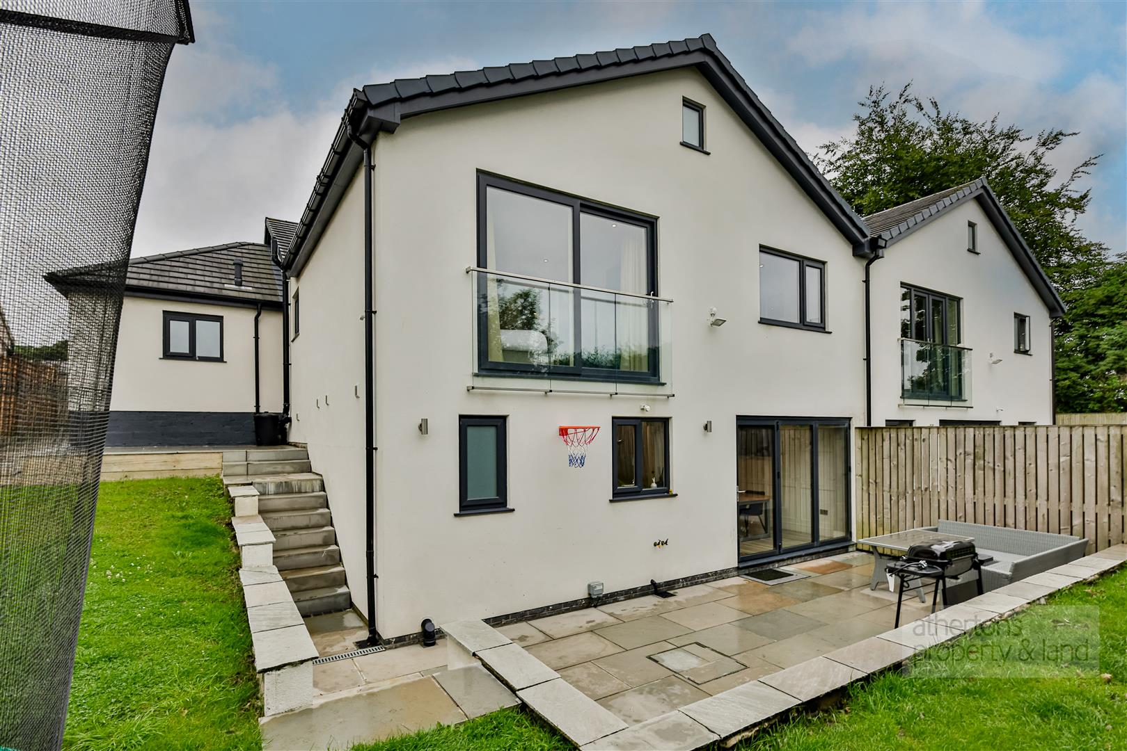 Whalley Road, Langho, BB6 8EF