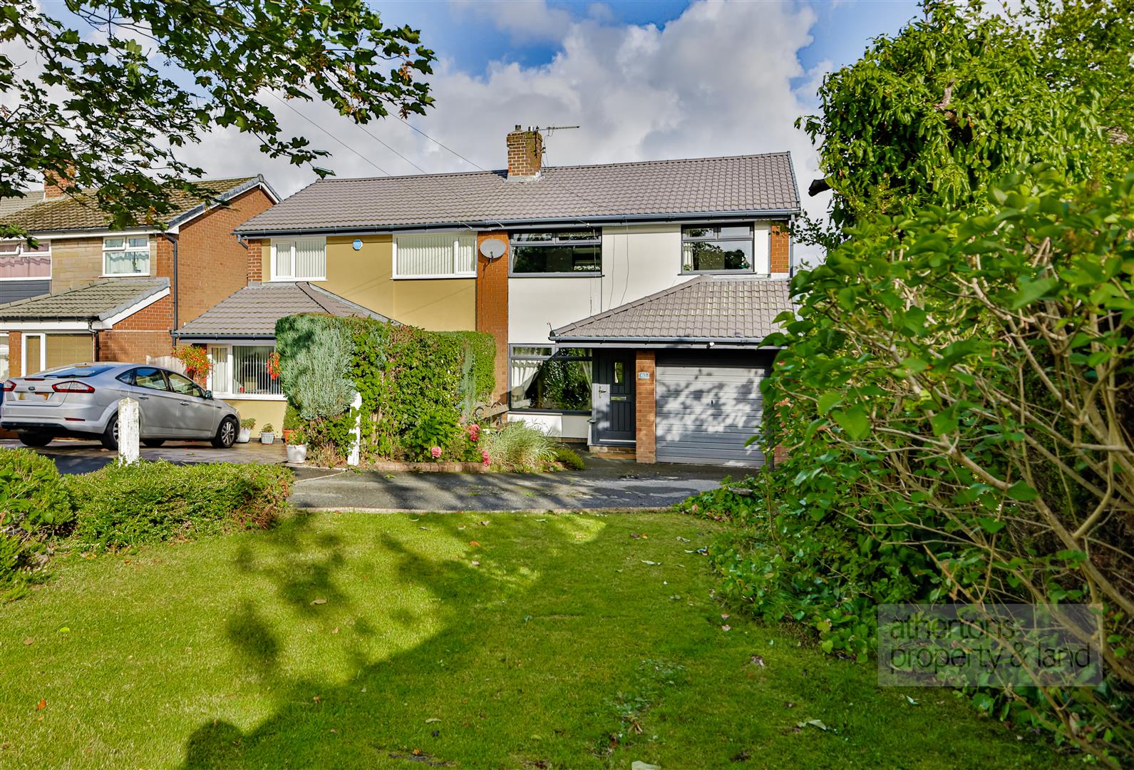 Moorland Road, Langho, BB6 8HA