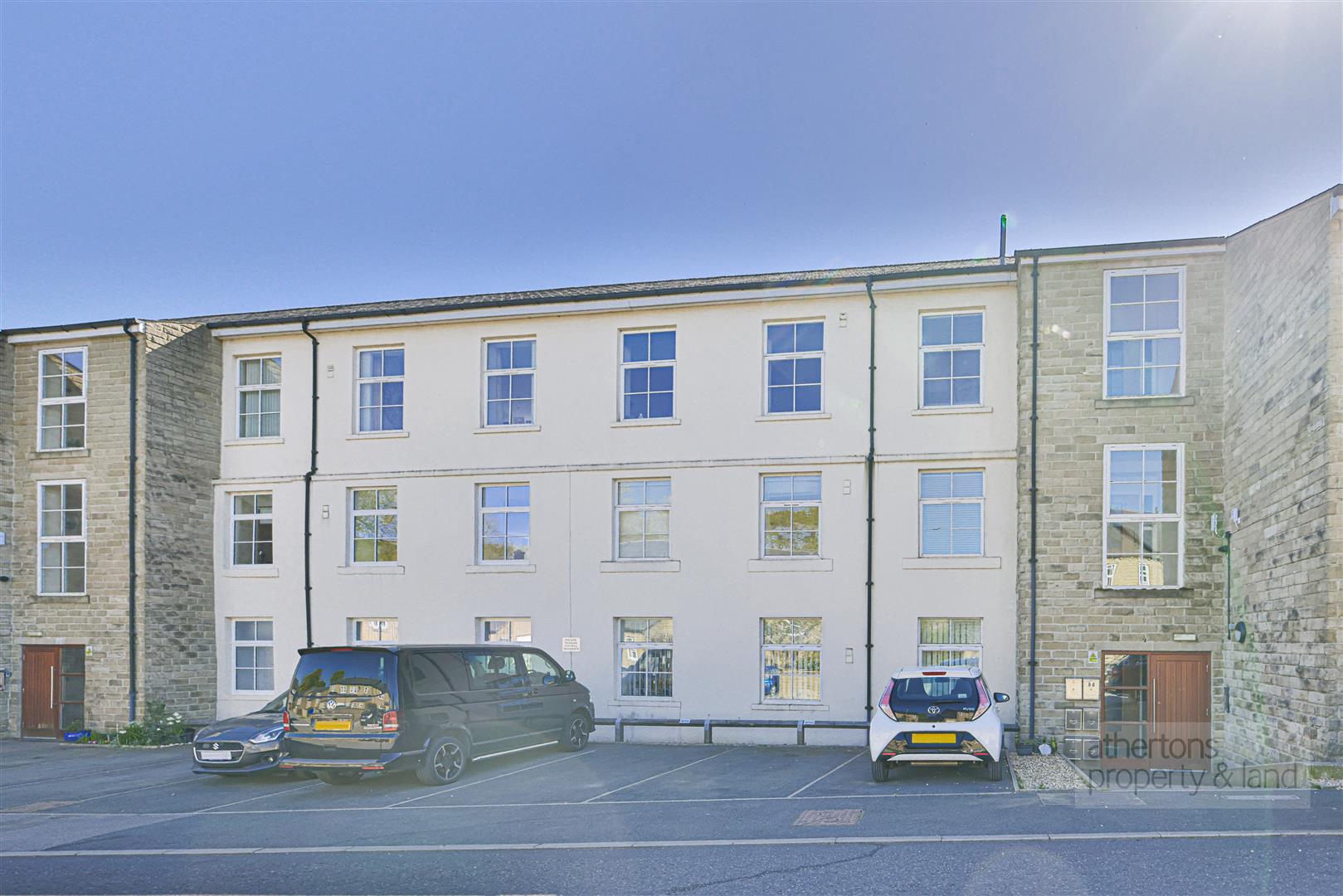 Floats Mill, Colne, BB8 8TJ
